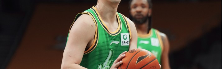 开云登录入口-里程碑之战！赵继伟16+7+8统治加时 总抢断超琼斯升历史第9