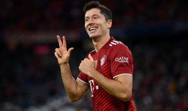 开云官网-【德甲】莱万戴帽连续13场破门 拜仁5-0送赫塔3连败