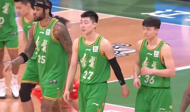 kaiyun-CBA又闹大笑话，辽宁队主场被坑了，裁判成最大笑料